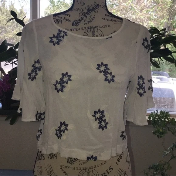 Forever 21 crop top - Picture 1 of 8